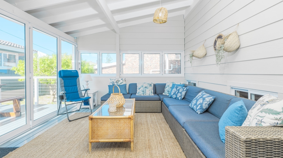 4 Bedroom Property for Sale in Struisbaai Western Cape